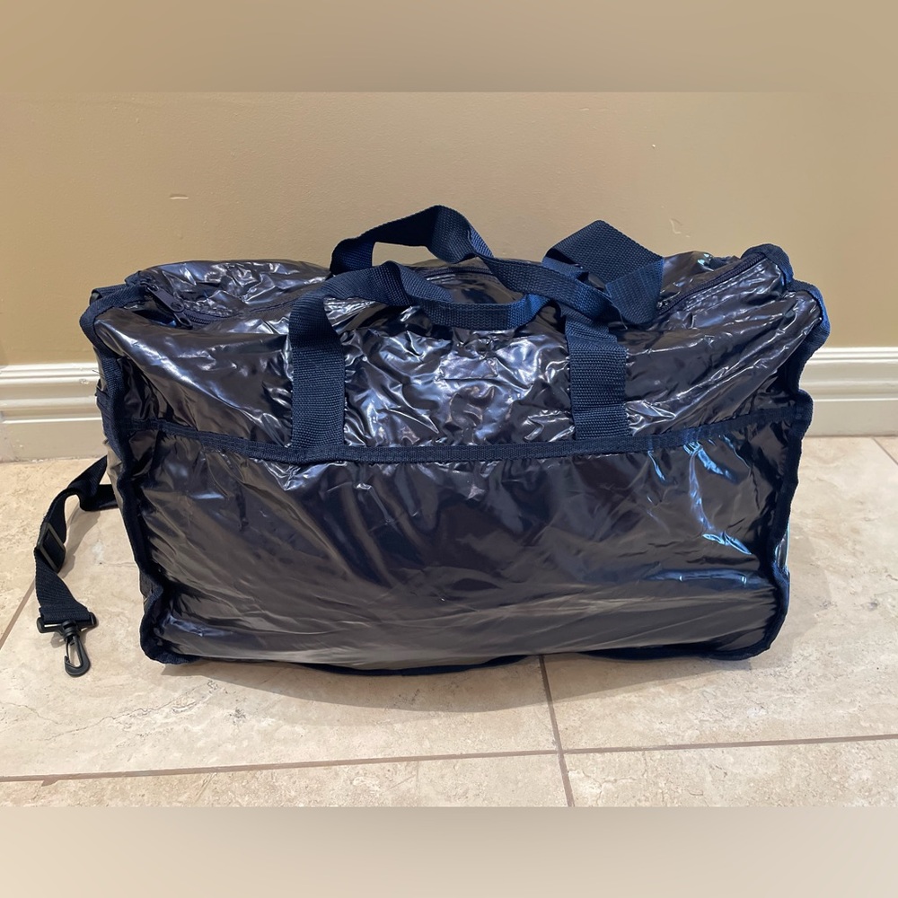 Shiny Duffel Travel Roller Bag